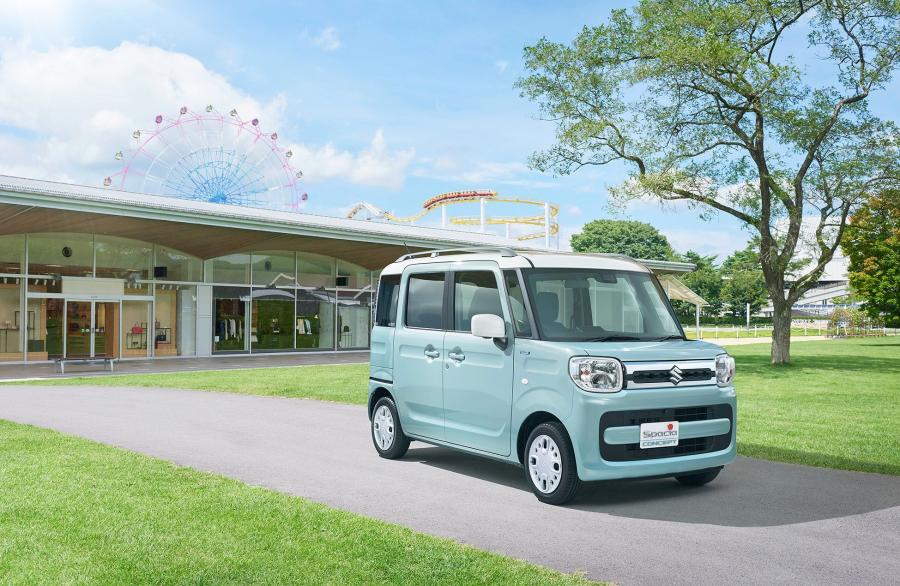  Suzuki Spacia Concept 2017 года  (фото 4 из 7)